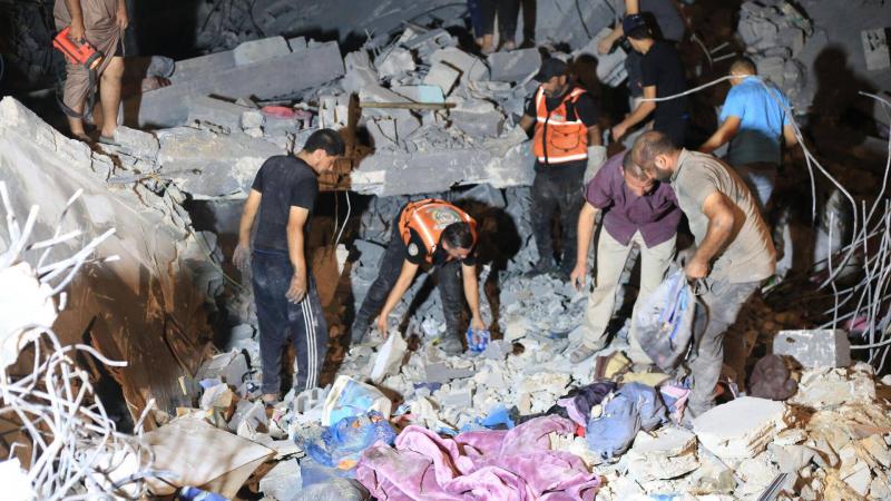 دبابة إسرائيلية تقتل فلسطينيين اثنين غربي رفح
