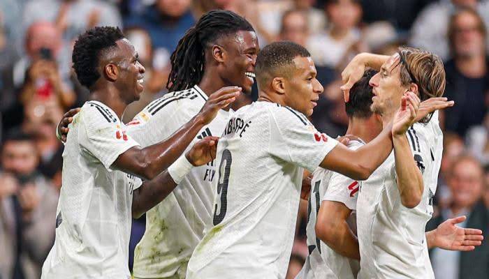 تألق كيليان مبابي يهدي ريال مدريد الفوز على لاس بالماس