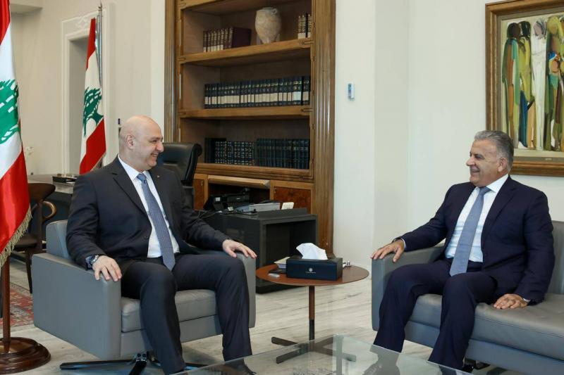 الرئيس عون يستقبل اللواء إبراهيم