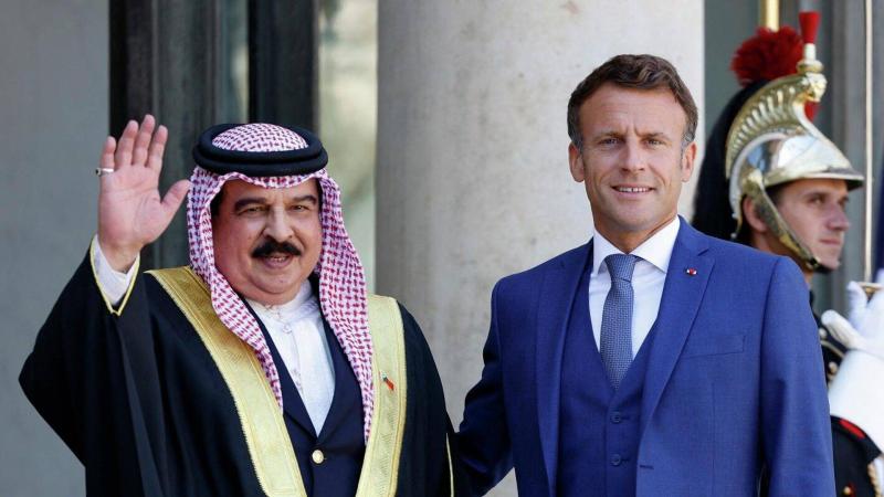 ملك البحرين يلتقي ماكرون في باريس
