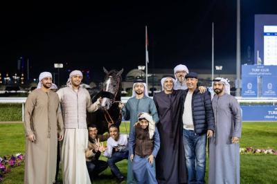 مضمار أبوظبي يشهد تتويج أبطال السباق التاسع للخيول