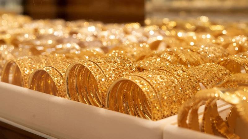الذهب يسجل مستوى قياسيا مرتفعا مع زيادة الطلب