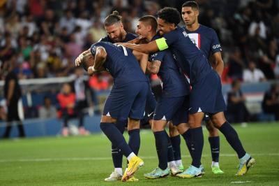 سان جيرمان يتلقى ضربتين بعد تأهله في دوري الأبطال