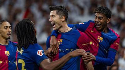 برشلونة يحقق فوزًا صعبًا على ألافيس