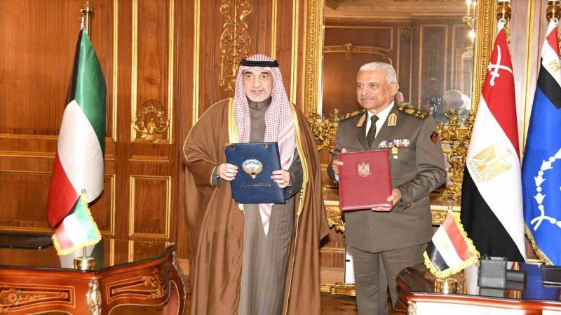 مصر والكويت توقعان اتفاقية عسكرية