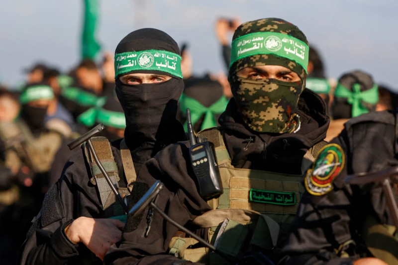 بعد أكثر من سنة على إعلان إسرائيل اغتياله.. قائد فلسطيني يظهر