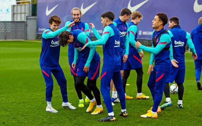 قائمة برشلونة لمواجهة إشبيلية في نصف نهائي كأس ملك إسبانيا غدا