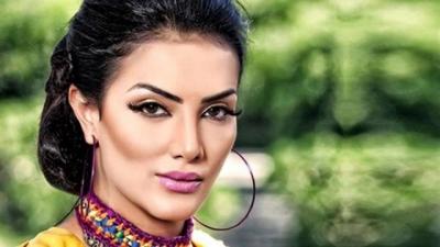 وجه حورية فرغلي يحتاج لثلاث عمليات وليس لعملية واحدة فقط