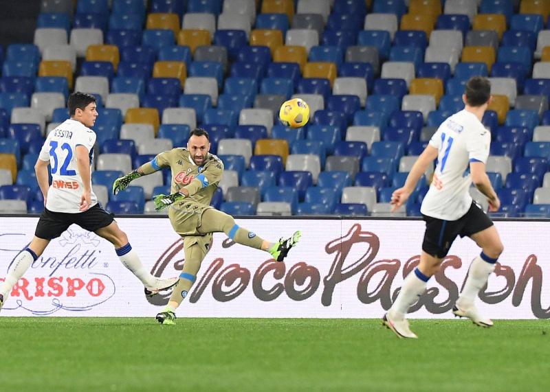 بالفيديو التعادل السلبي يحسم مباراة نابولي وأتلانتا في نصف نهائي كأس إيطاليا