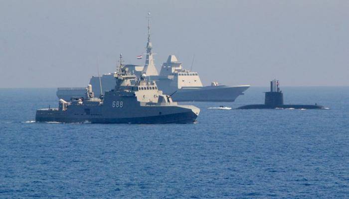 ماذا خلف المناورات البحرية المصرية اليونانية؟؟