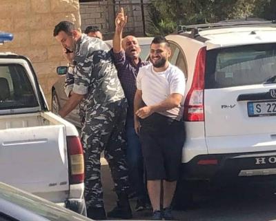 مرة جديدة.. مودع يقتحم مصرفاً ويحصل على وديعته