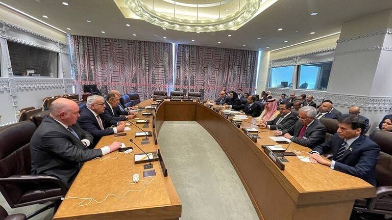 لافروف يجتمع مع وزراء خارجية دول 