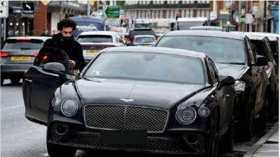 صلاح يتقدم ونجم صاعد ينهي عصر ميسي ورونالدو في قائمة أغنى اللاعبين