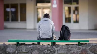 أسوأ من التدخين.. الوحدة والتعاسة يسرّعان الشيخوخة!