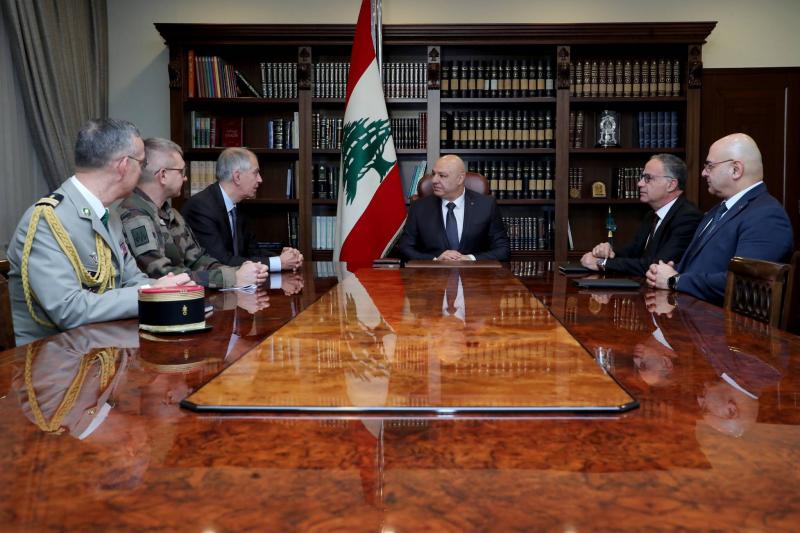 الرئيس عون: لدعم فرنسا موقف لبنان الداعي لانسحاب إسرائيل الكامل
