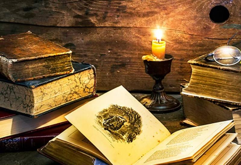 الدين والآيديولوجيا: من يزاحم الآخر؟