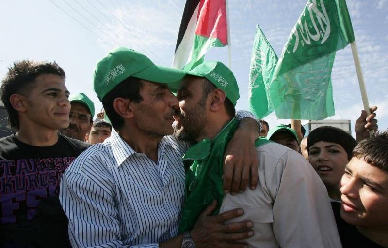 عملية تبادل خامسة اليوم.. 3 إسرائيليين مقابل 183 فلسطينياً