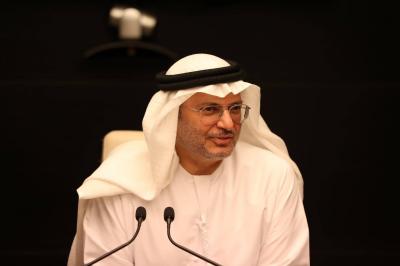 مستشار رئيس الإمارات: تنحي حماس عن إدارة غزة أمر عقلاني