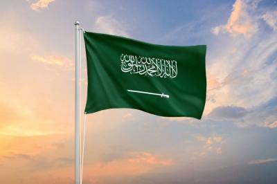السعودية تعلن استعدادها لاستضافة قمة بوتين وترامب