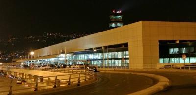 ما حقيقة دخول محتجين إلى المطار؟