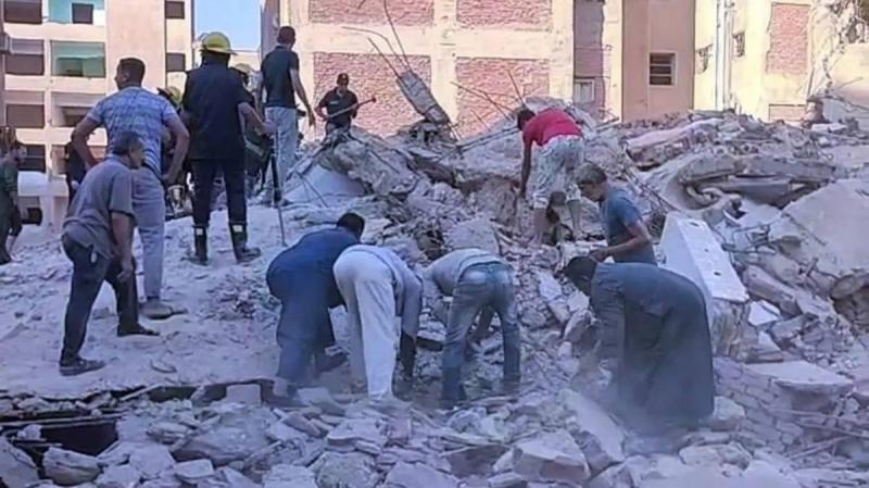 مصر...قتلى بانهيار عقار سكني