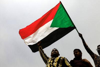 السودان يستدعي سفيره لدى كينيا