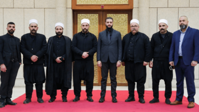 غداة تصريحات نتنياهو.. الشرع يجتمع بوجهاء وأعيان الطائفة الدرزية