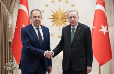 محادثات مطولة بين لافروف وأردوغان (صور)
