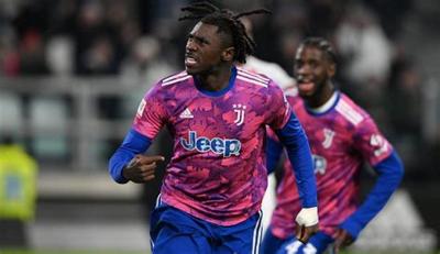 مهاجم فيورنتينا يغادر المستشفى بعد سقوطه في الملعب