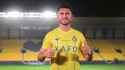 إصابة لابورت تزيد معاناة النصر