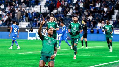 كلاسيكو السعودية.. الأهلي يسقط الهلال بالثلاثة