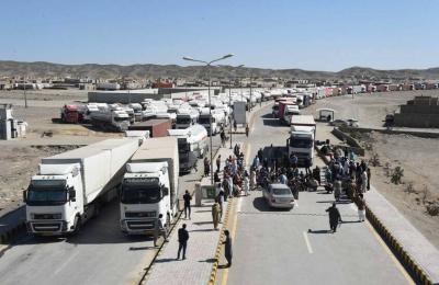 إيران تغلق 1000 كيلومتر من حدودها مع أفغانستان