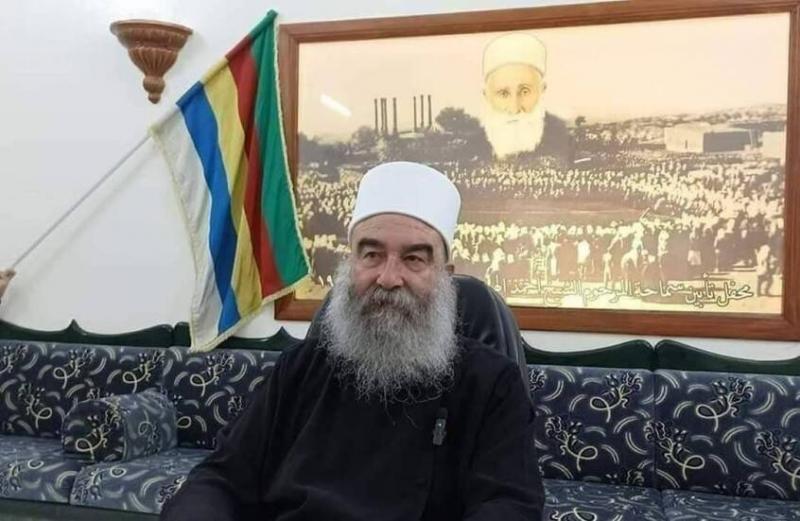 شيخ الموحدين الدروز في سوريا يطالب بوقف العمليات العسكرية