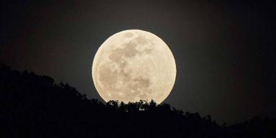 خسوف بدر رمضان كليا.. أين ومتى يمكن مشاهدته؟