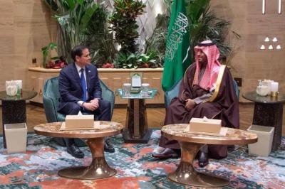 ولي العهد السعودي يستقبل وزير الخارجية الأميركي في جدة