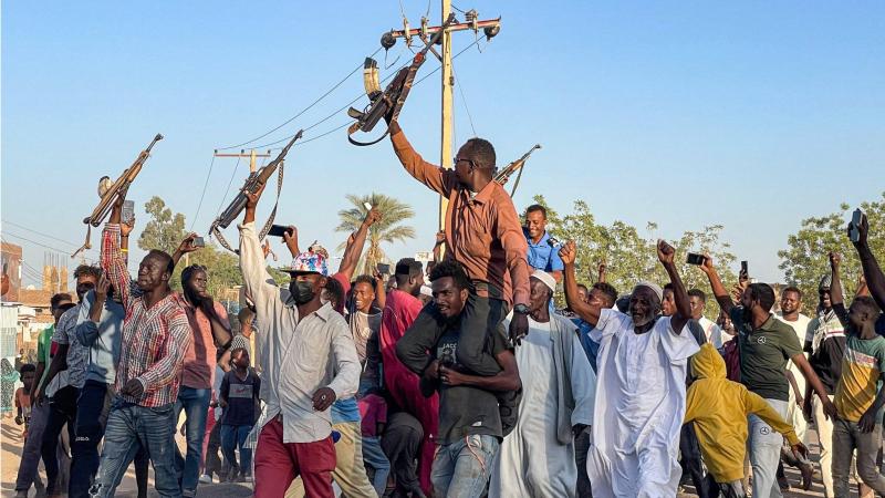 حرب السودان... كيف قلب الجيش الموازين؟