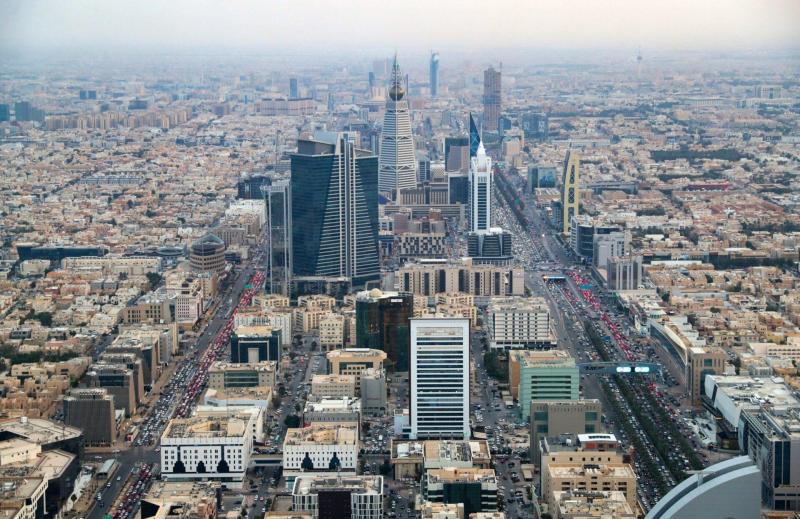 السعودية منطقة عازلة لتجنب الصدام العالمي..!