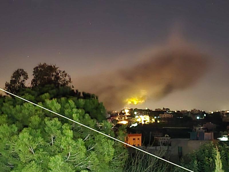 جنوب لبنان.. غارة على أطراف بلدة عيناثا (صورة)