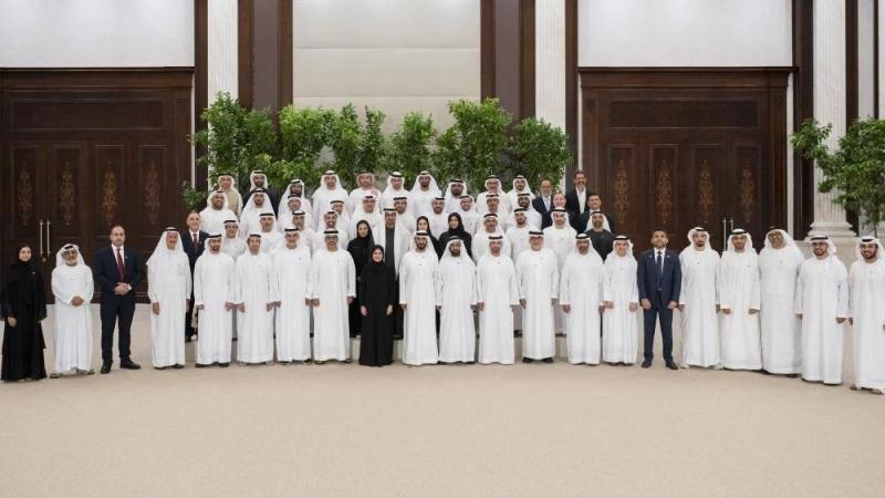 محمد بن زايد يلتقي الداعمين والمنظمين لحملة 
