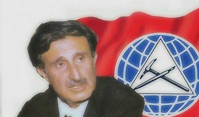 محمود عباس يشيد بمواقف 