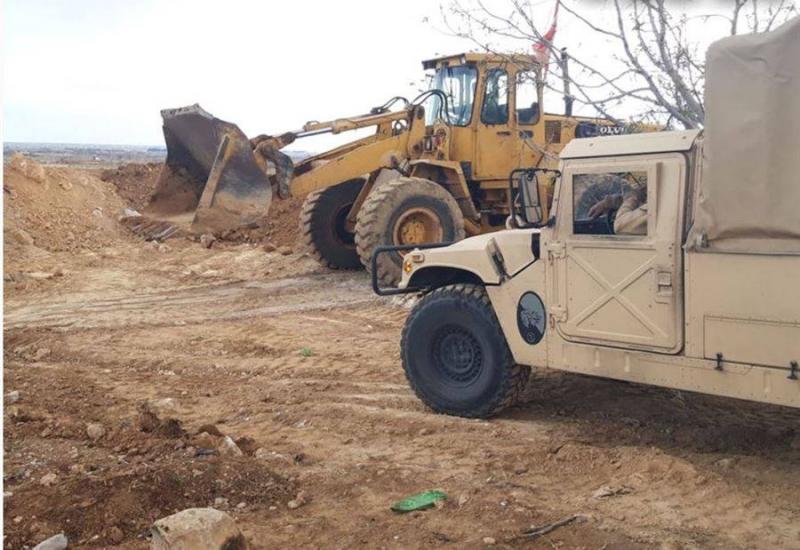 الجيش يغلق معابر غير شرعية في القاع والهرمل