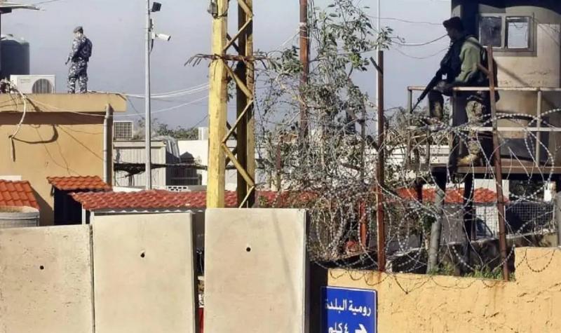 لبنان مستعد لتسليم 700 سجين سوري لدمشق.. مسؤول قضائي يكشف!