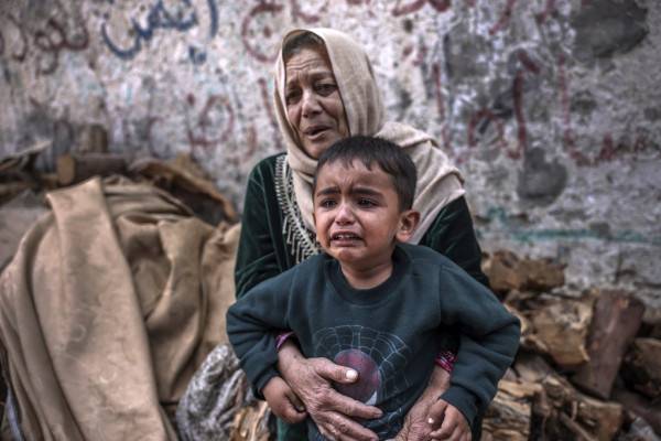 إسرائيل تقصف المواصي غرب خان يونس...وتتوعد حماس
