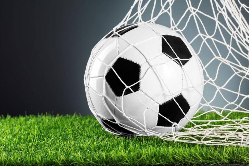 الحداد على لاعب وهو على قيد الحياة!‏