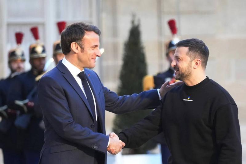 قمة في باريس حول أوكرانيا... تبحث إنشاء 