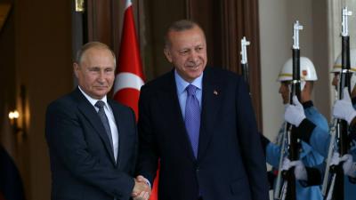 أردوغان لبوتين: للعمل معا على استقرار دائم بسوريا