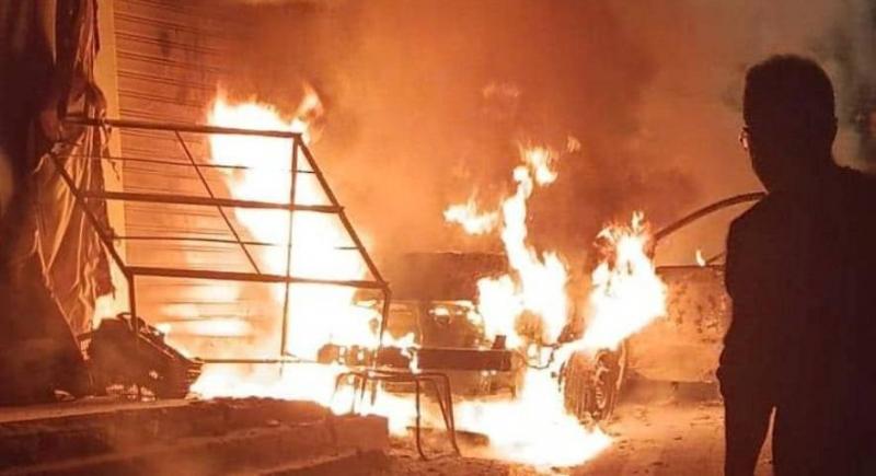 بالفيديو والصور.. غارة إسرائيلية تستهدف سيارة في قعقعية الجسر