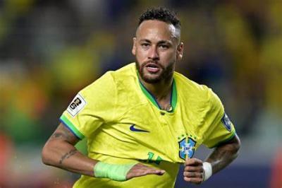 نيمار يتدخل لإبعاد جيسوس عن تدريب البرازيل