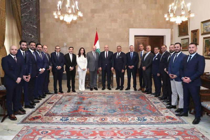 مجلس التنفيذيين يختتم جولته على الرؤساء اللبنانيين