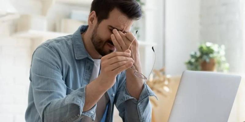 طبيبة تحذّر.. الشعور بالتعب المستمر قد يدّل على الإصابة بمرض خطير!